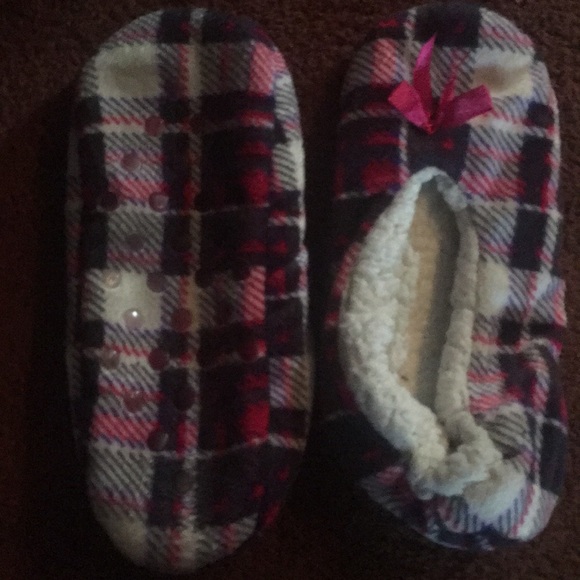 Slippers - Picture 2 of 2